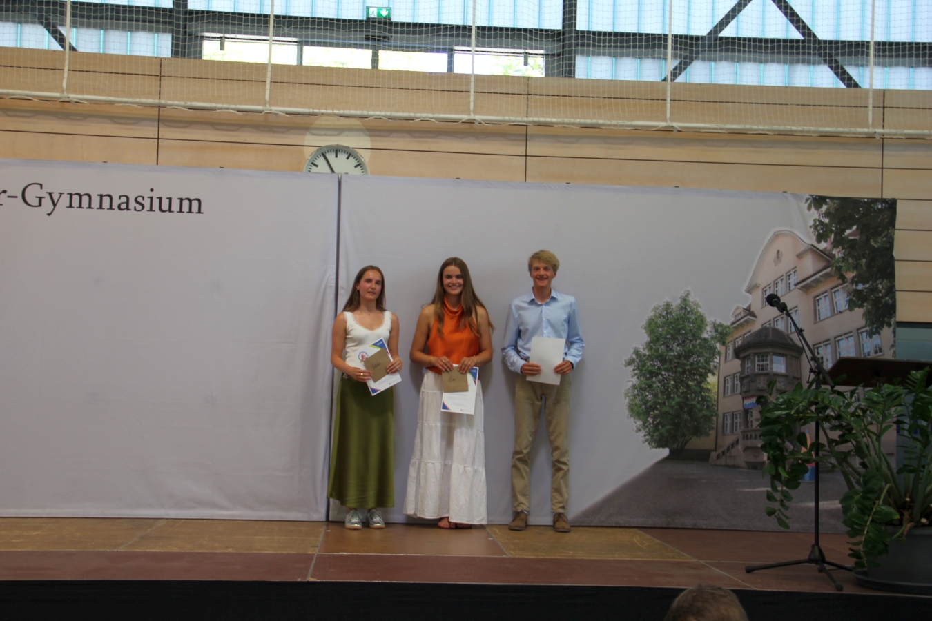 Zeugnisvergabe_2026_33